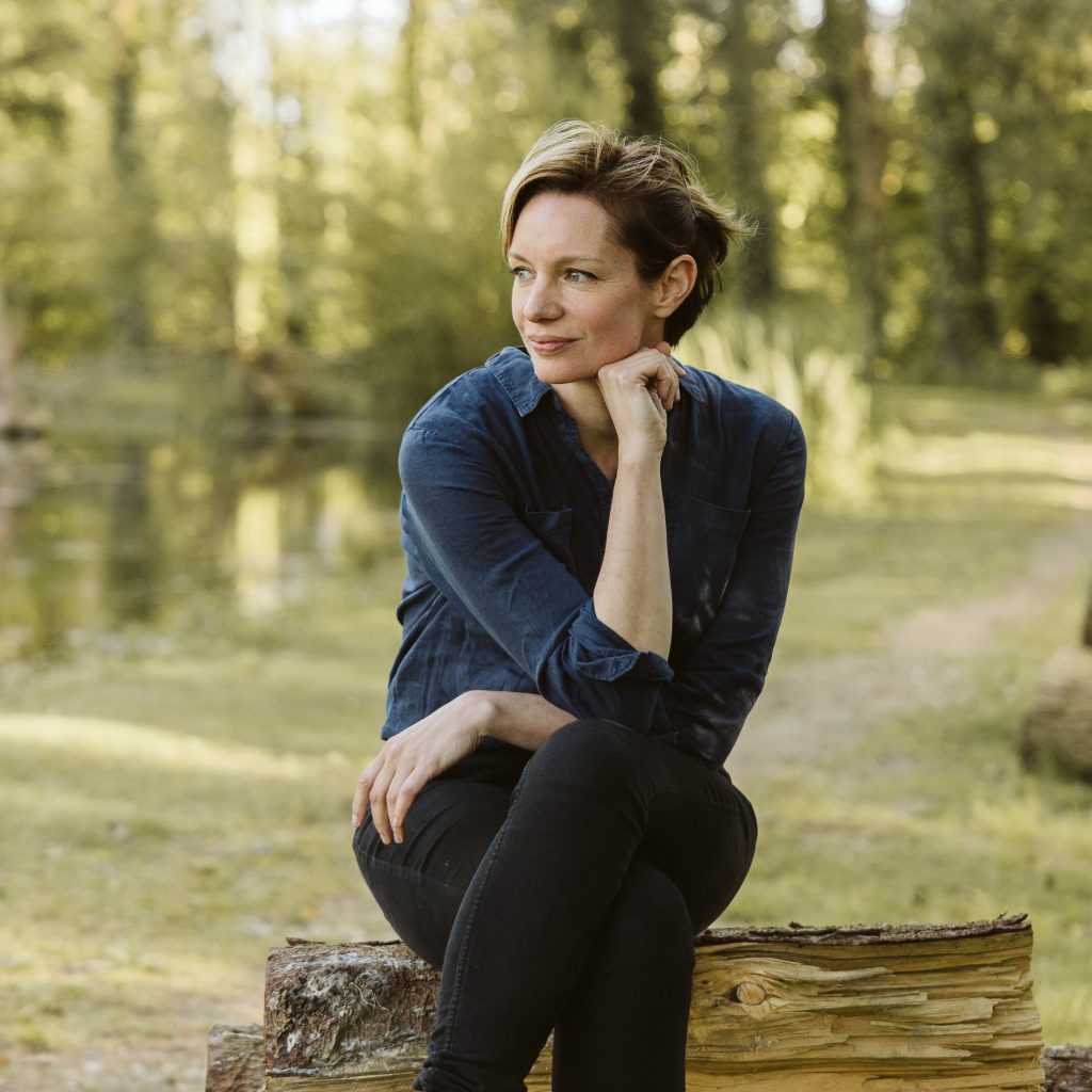 Angharad COOPER
