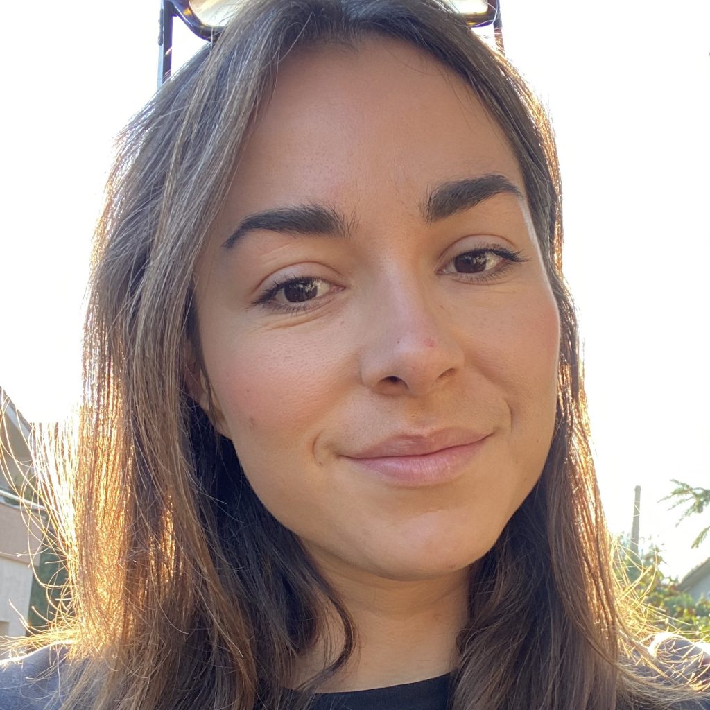 Paula POŠTOLKOVÁ